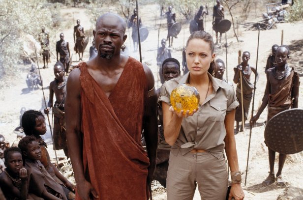 Angelina Jolie and Djimon Hounsou in Lara Croft Tomb Raider The Cradle of Life (2003)